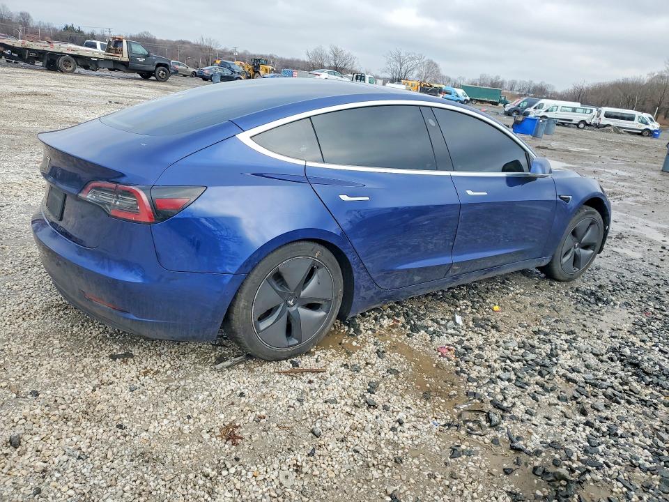 Продажа на аукционе авто 2019 Tesla Model 3, vin: 5YJ3E1EA1KF299492, номер лота: 77305545
