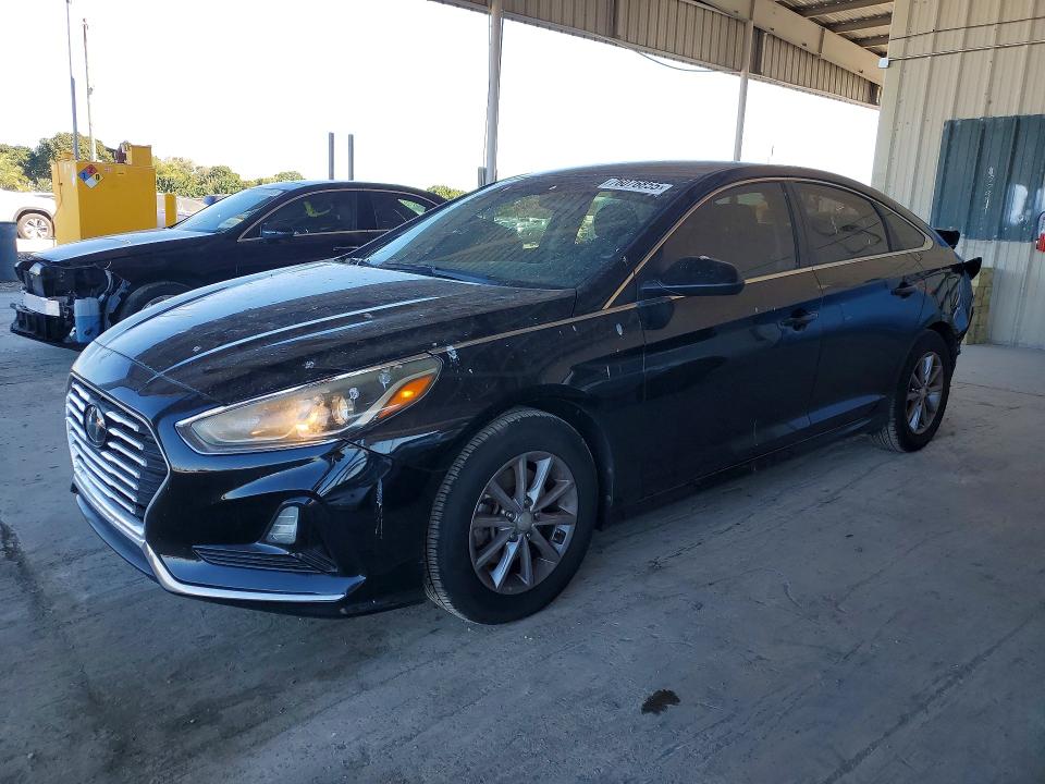 76076855 :رقم المزاد ، 5NPE24AF8JH621520 vin ، 2018 Hyundai Sonata مزاد بيع