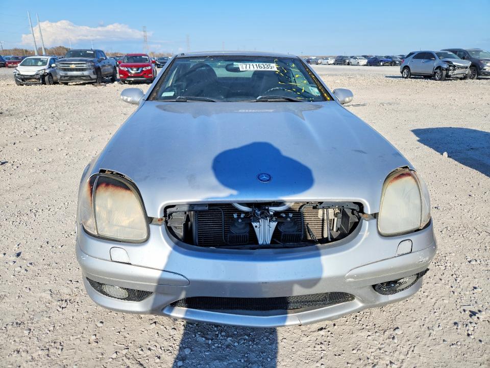 Aukcja sprzedaży 2002 Mercedes-benz Slk, vin: WDBKK66F12F241842, numer aukcji: 77116335