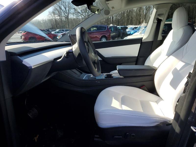 78957265 :رقم المزاد ، 7SAYGDEE9NF438828 vin ، 2022 Tesla Model Y مزاد بيع