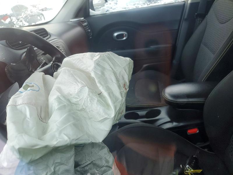 Продажа на аукционе авто 2015 Kia Soul, vin: KNDJP3A54F7216252, номер лота: 75402365