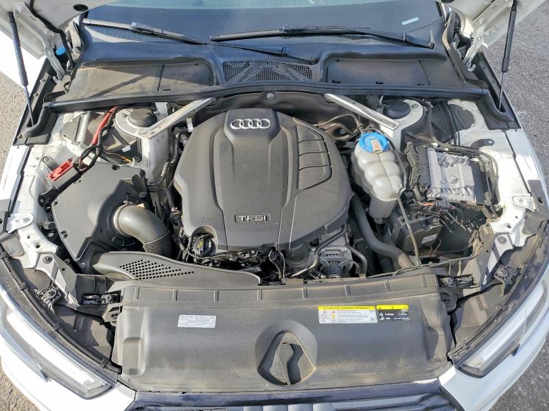 Продажа на аукционе авто 2019 Audi A4, vin: WAUENAF47KN003472, номер лота: 76184555