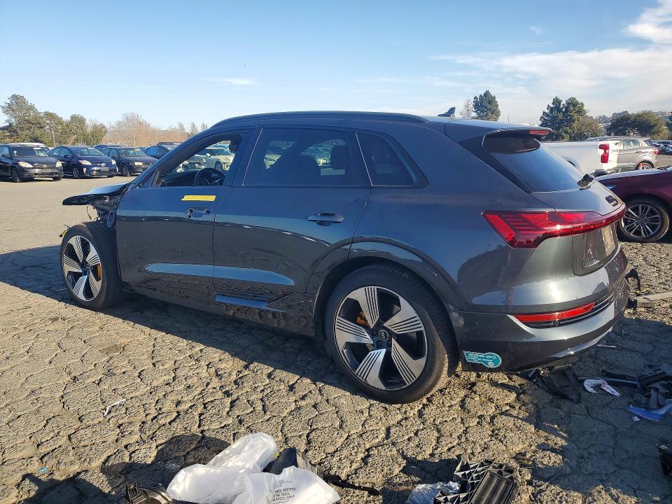 Продаж на аукціоні авто 2023 Audi E-tron, vin: WA1LAAGE0PB024552, номер лоту: 75879095