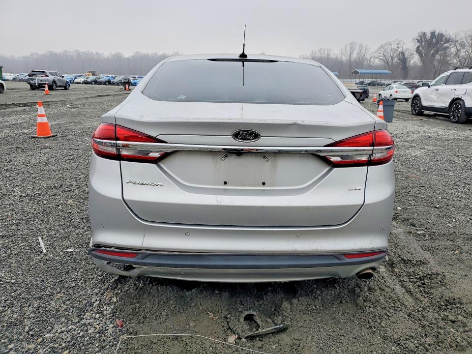 76040365 :رقم المزاد ، 3FA6P0H73HR236859 vin ، 2017 Ford Fusion مزاد بيع