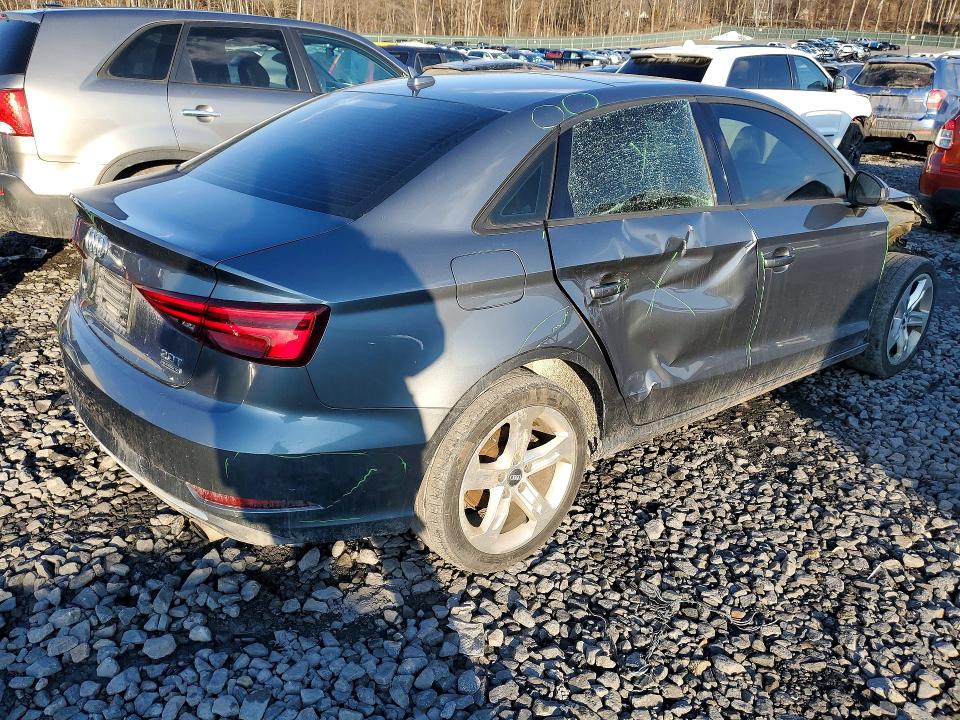 Продаж на аукціоні авто 2017 Audi A3, vin: WAUB8GFFXH1057606, номер лоту: 78627785