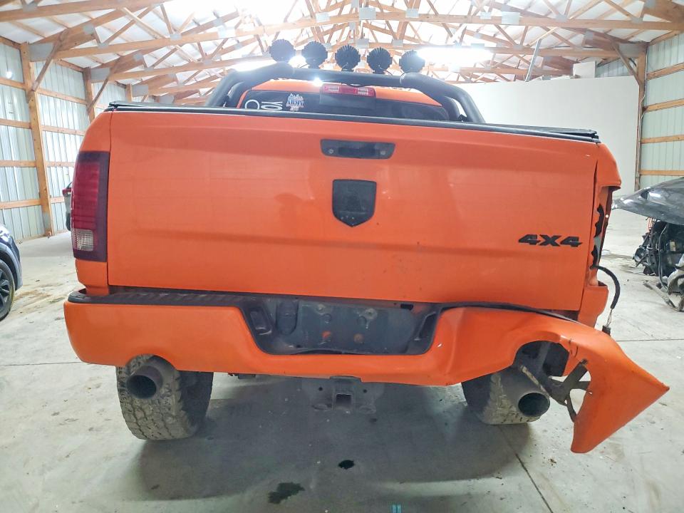 78372085 :رقم المزاد ، 1C6RR7MT6HS562521 vin ، 2017 Ram 1500 مزاد بيع