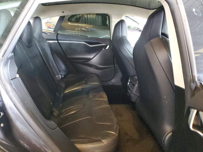 77611255 :رقم المزاد ، 5YJSA1E11HF207300 vin ، 2017 Tesla Model S مزاد بيع