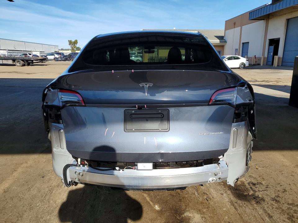 77628385 :رقم المزاد ، 7SAYGDEEXPF879466 vin ، 2023 Tesla Model Y مزاد بيع