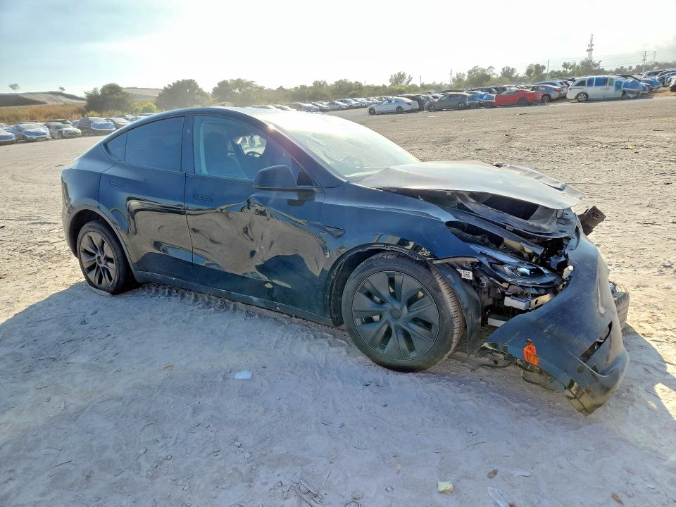 Продажа на аукционе авто 2025 Tesla Model Y, vin: 7SAYGDED2SA369531, номер лота: 78144985