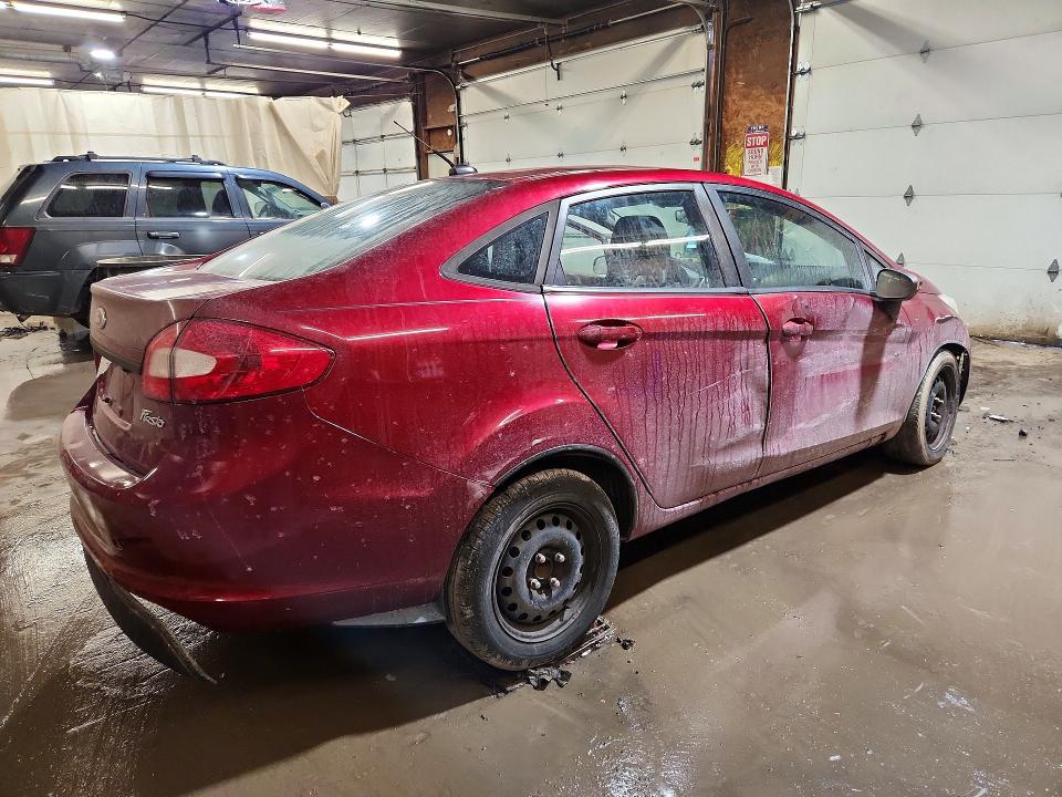 76996015 :رقم المزاد ، 3FADP4BJ8DM223101 vin ، 2013 Ford Fiesta مزاد بيع