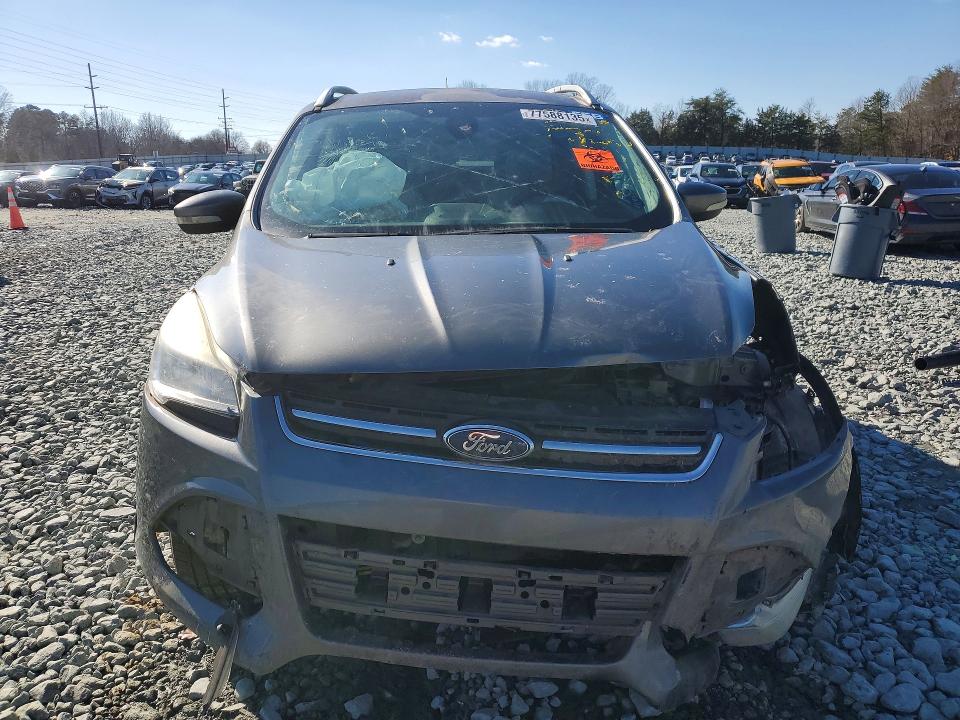 2014 Ford Escape მანქანა იყიდება აუქციონზე, vin: 1FMCU9J98EUC16144, აუქციონის ნომერი: 77588135