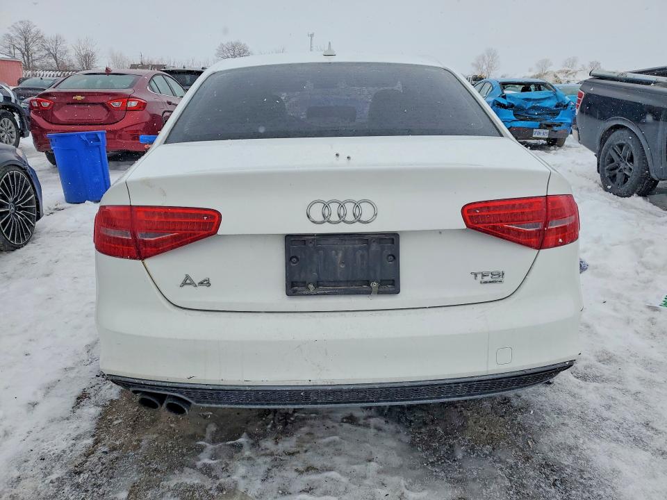 Продажа на аукционе авто 2015 Audi A4, vin: WAUDFCFL9FN003751, номер лота: 76782905