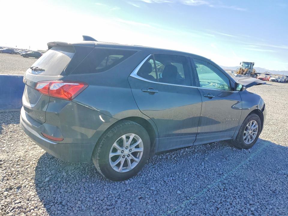 76147045 :رقم المزاد ، 3GNAXJEV9JS501576 vin ، 2018 Chevrolet Equinox مزاد بيع