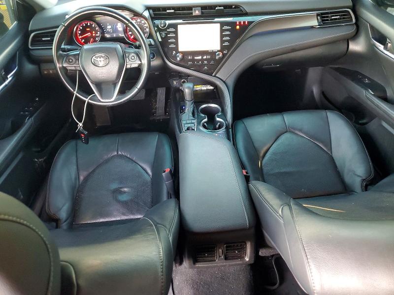 78526655 :رقم المزاد ، 4T1B61HK3KU696315 vin ، 2019 Toyota Camry مزاد بيع