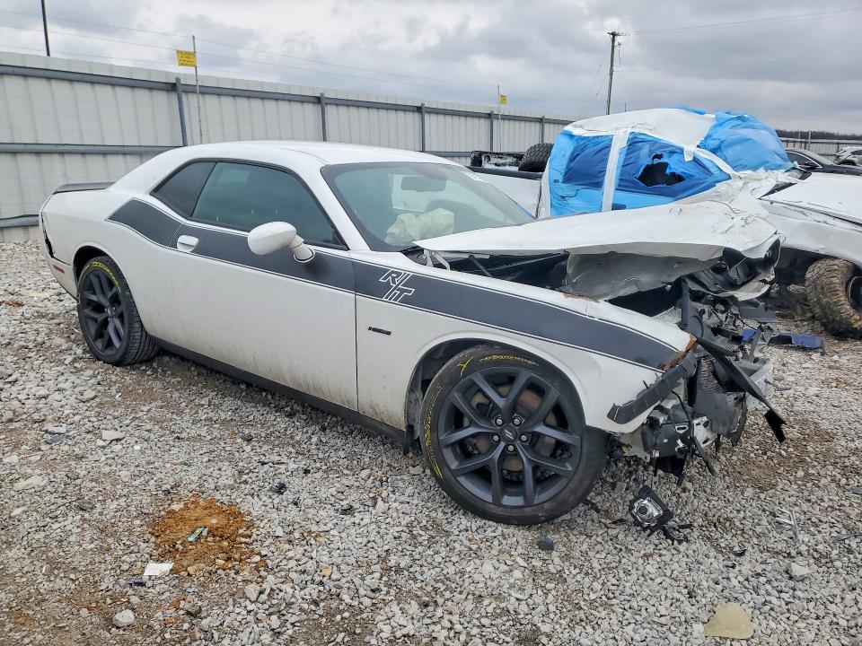 78127635 :رقم المزاد ، 2C3CDZBT6KH677067 vin ، 2019 Dodge Challenger مزاد بيع