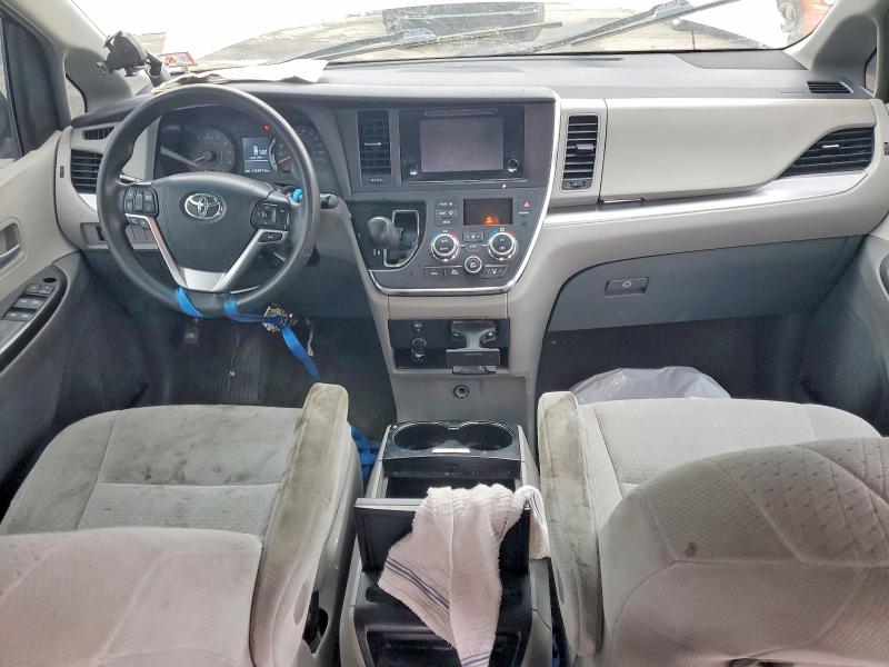 75831495 :رقم المزاد ، 5TDJK3DC9FS094888 vin ، 2015 Toyota Sienna مزاد بيع