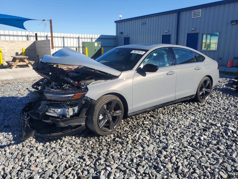 Продажа на аукционе авто 2024 Honda Accord, vin: 1HGCY2F77RA068200, номер лота: 76579415