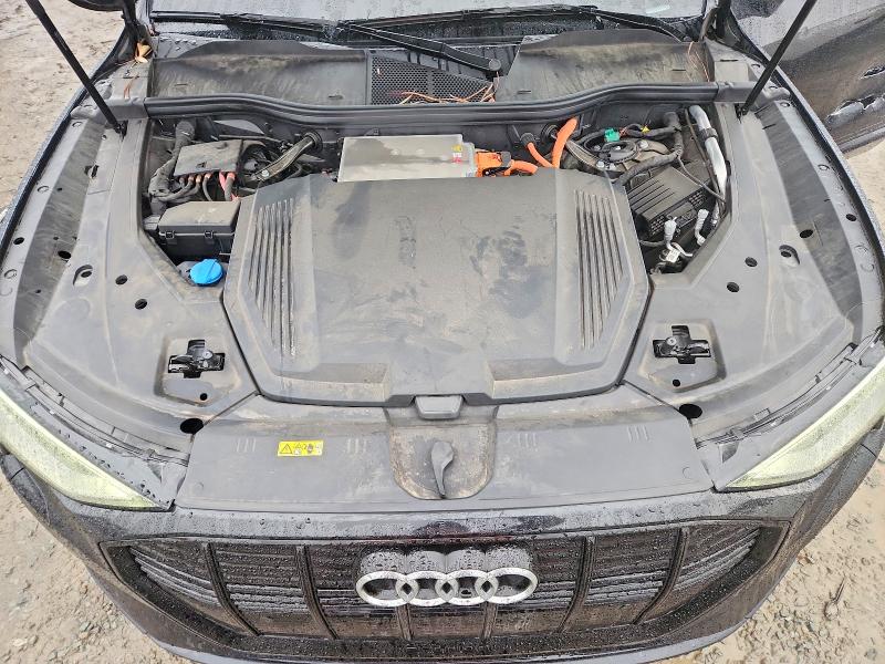 Продажа на аукционе авто 2021 Audi E-tron, vin: WA1AAAGE8MB018548, номер лота: 76467745