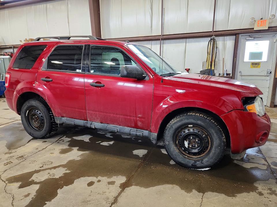 78064925 :رقم المزاد ، 1FMCU9DG6BKB31255 vin ، 2011 Ford Escape مزاد بيع