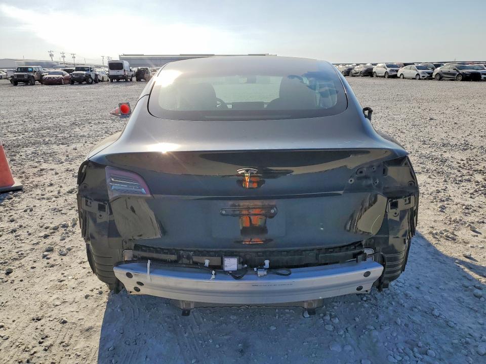 2021 Tesla Model 3 მანქანა იყიდება აუქციონზე, vin: 5YJ3E1EA6MF987880, აუქციონის ნომერი: 77613865
