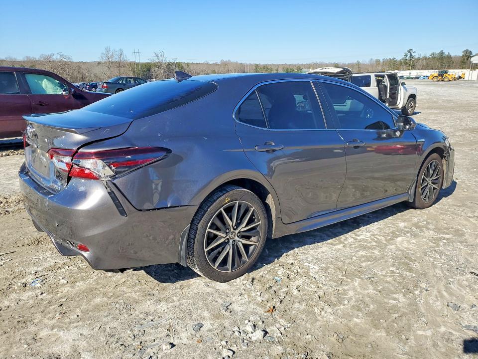 Продажа на аукционе авто 2021 Toyota Camry, vin: 4T1G31AKXMU555057, номер лота: 77849835