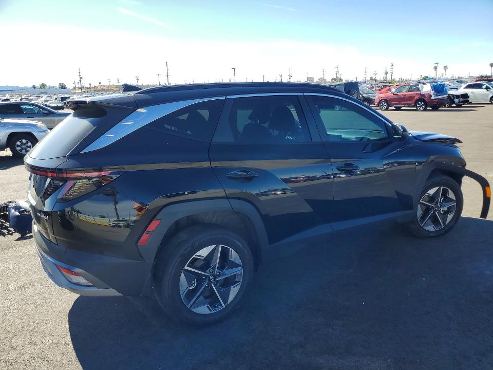 Продажа на аукционе авто 2025 Hyundai Tucson, vin: KM8JCDD11SU319341, номер лота: 78176435