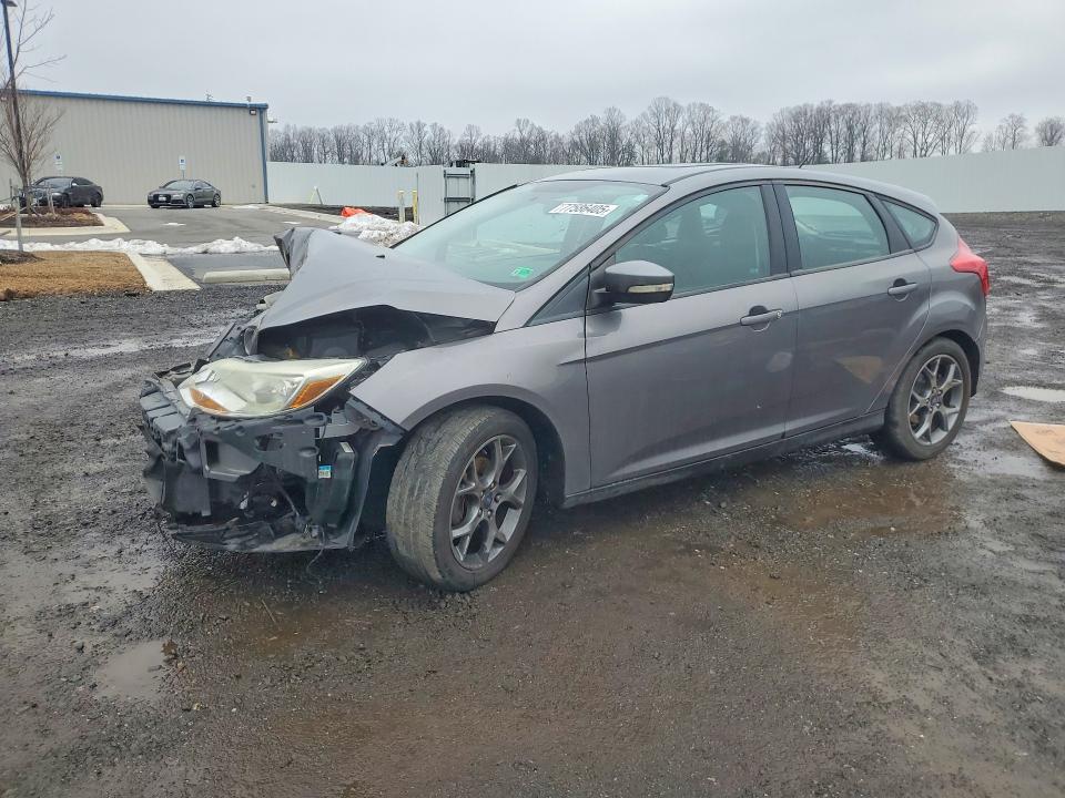 2014 Ford Focus მანქანა იყიდება აუქციონზე, vin: 1FADP3K22EL250901, აუქციონის ნომერი: 77586405