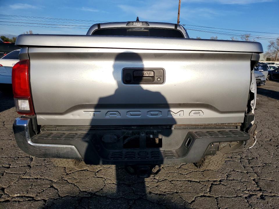 Продажа на аукционе авто 2021 Toyota Tacoma, vin: 5TFAZ5CN3MX116966, номер лота: 79004715