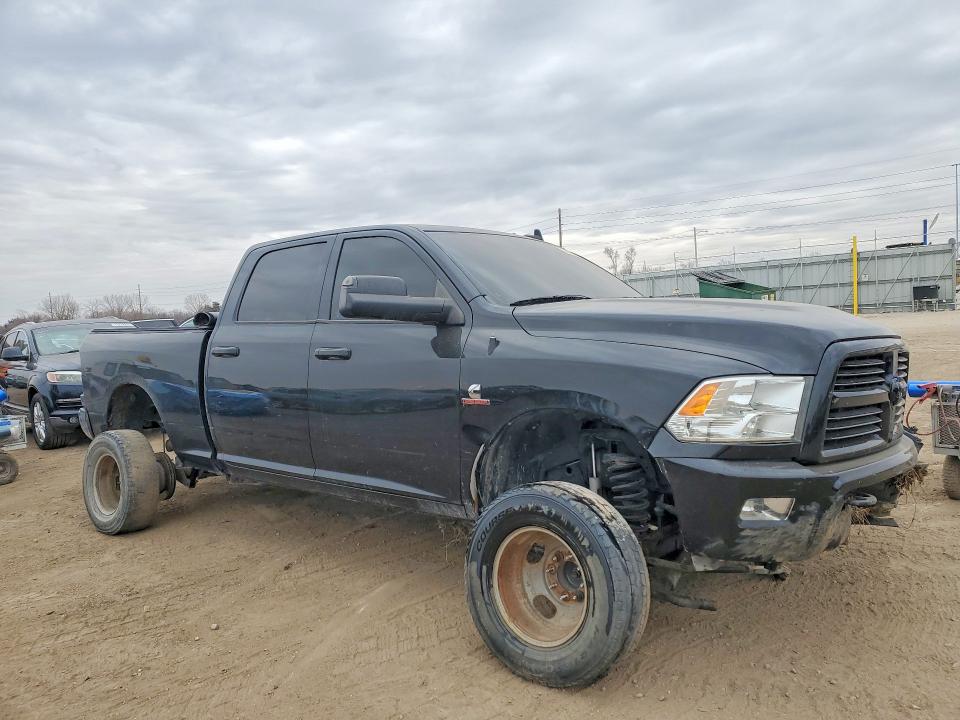 2015 Ram 2500 Slt მანქანა იყიდება აუქციონზე, vin: 3C6UR5DL3FG516373, აუქციონის ნომერი: 74121395