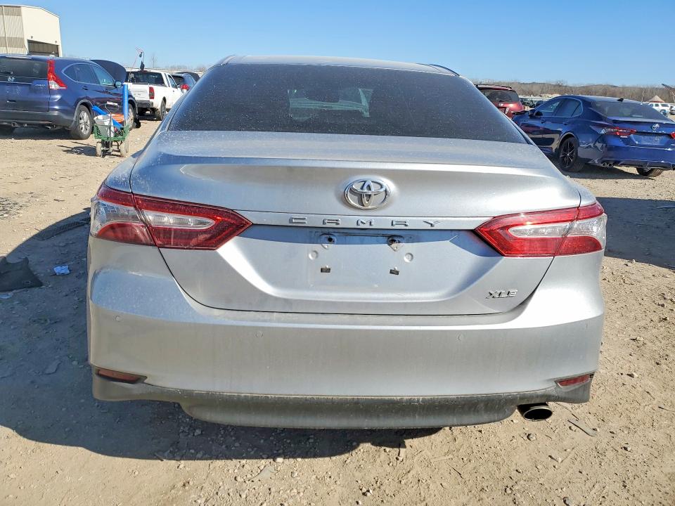 Aukcja sprzedaży 2018 Toyota Camry, vin: 4T1B11HK5JU153996, numer aukcji: 78605055