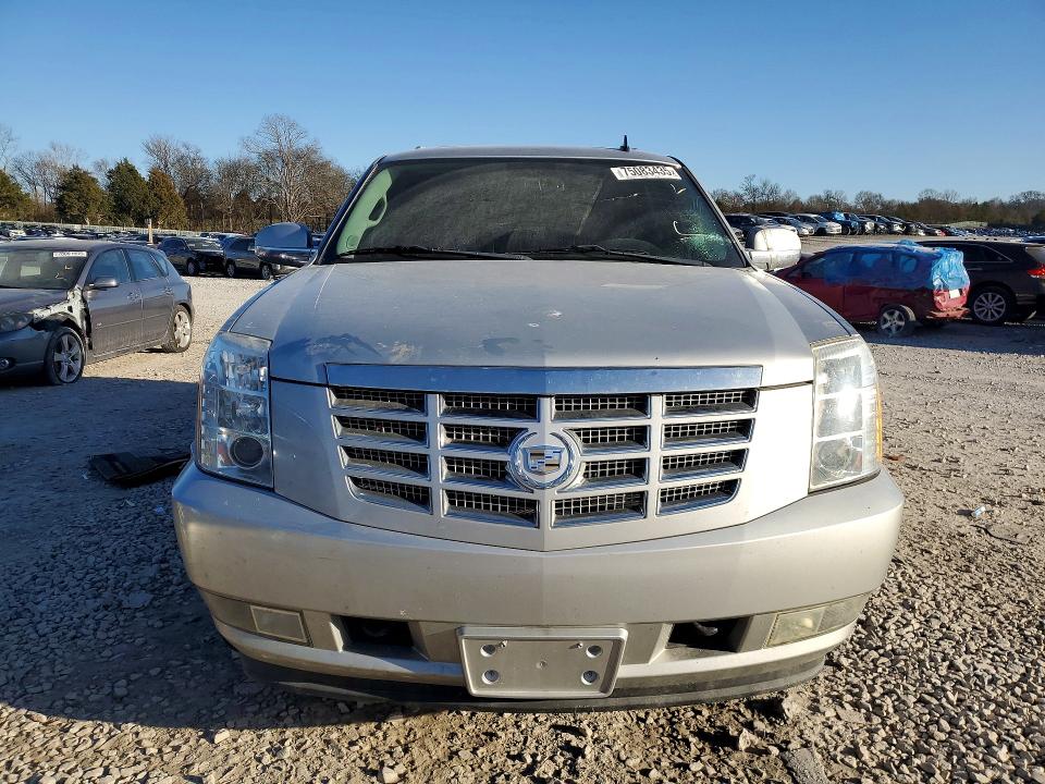 2011 Cadillac Escalade მანქანა იყიდება აუქციონზე, vin: 1GYS4CEF9BR389225, აუქციონის ნომერი: 75083435