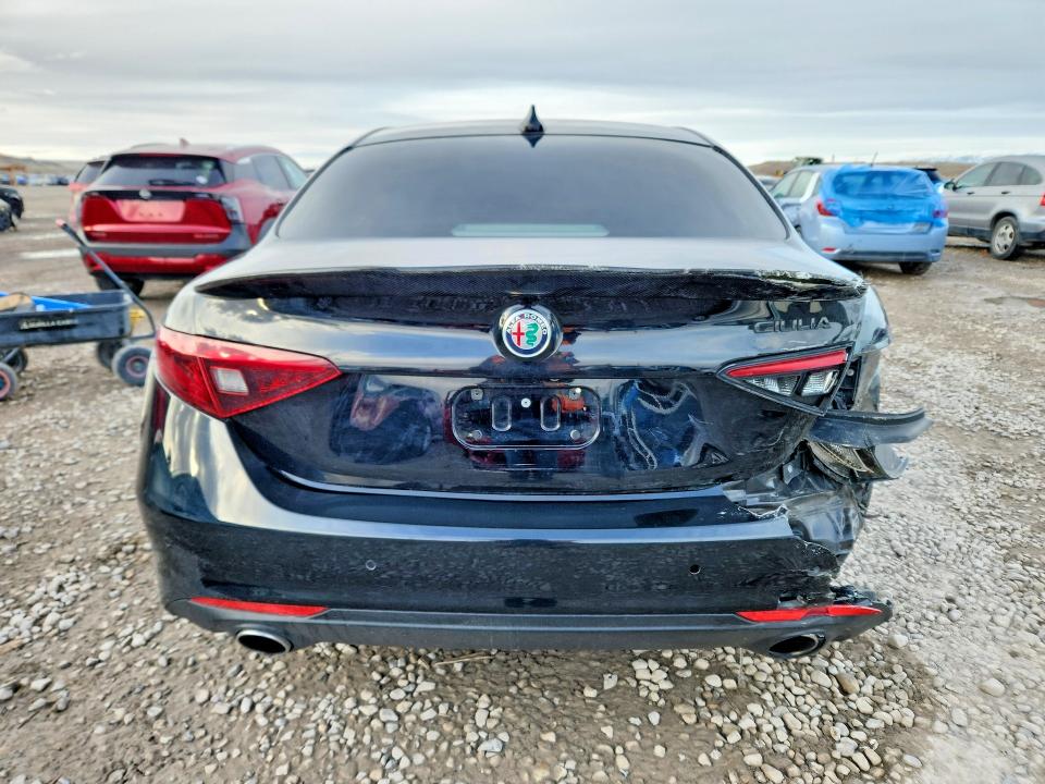 78104465 :رقم المزاد ، ZARFAMANXK7600355 vin ، 2019 Alfa Romeo Giulia مزاد بيع