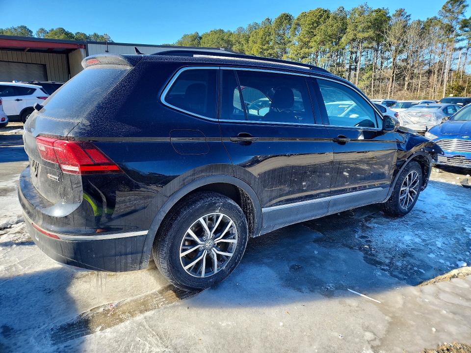 75537375 :رقم المزاد ، 3VV2B7AX4LM093406 vin ، 2020 Volkswagen Tiguan مزاد بيع