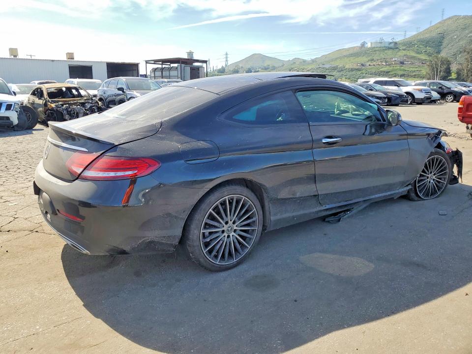 79041805 :رقم المزاد ، WDDWJ8DB9LF933131 vin ، 2020 Mercedes-benz C مزاد بيع