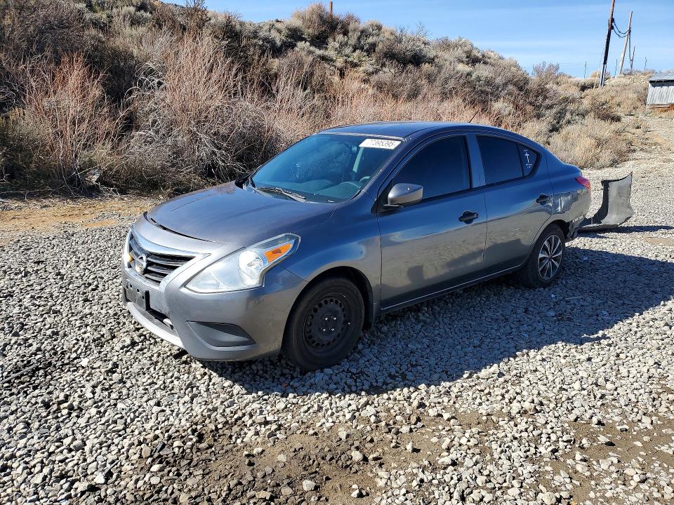77395395 :رقم المزاد ، 3N1CN7AP4HL811157 vin ، 2017 Nissan Versa مزاد بيع