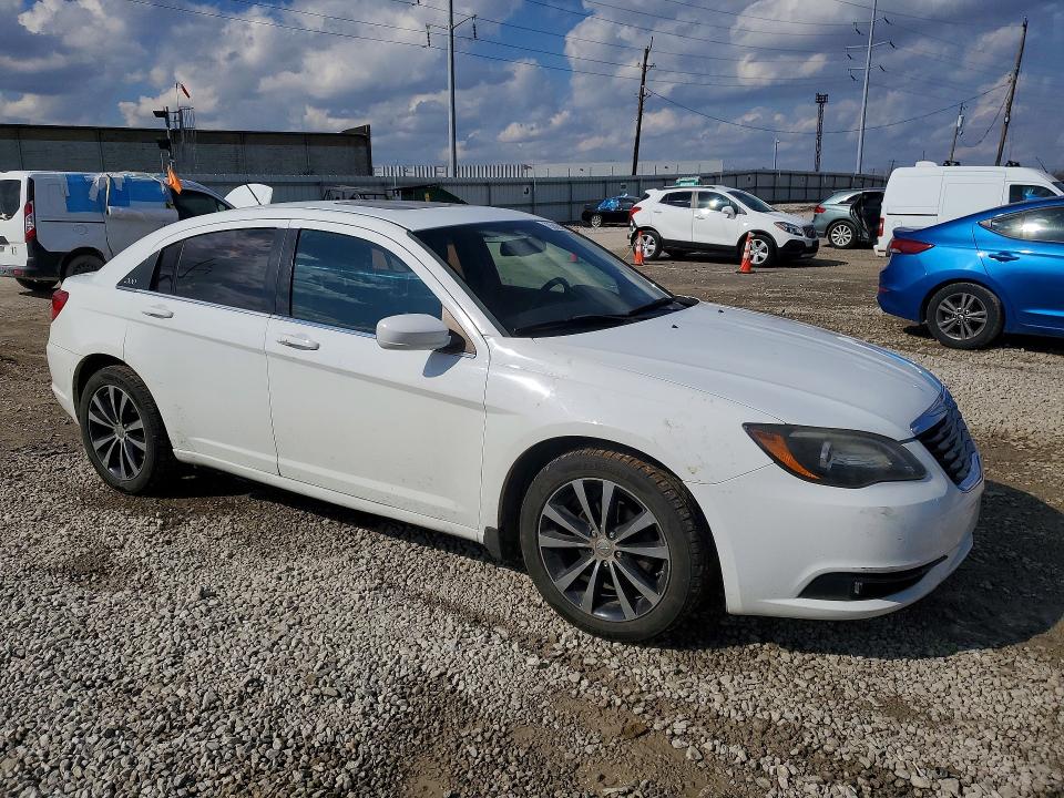 Aukcja sprzedaży 2013 Chrysler 200, vin: 1C3CCBCG4DN737675, numer aukcji: 79292895