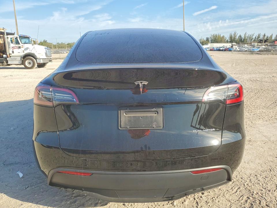 Продажа на аукционе авто 2023 Tesla Model Y, vin: 7SAYGDEE2PA102678, номер лота: 76474075