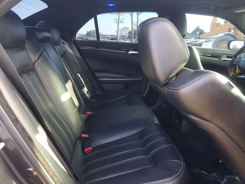2018 Chrysler 300 მანქანა იყიდება აუქციონზე, vin: 2C3CCABG7JH266315, აუქციონის ნომერი: 77687345
