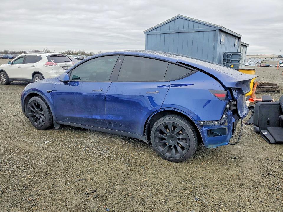 2023 Tesla Model Y მანქანა იყიდება აუქციონზე, vin: 7SAYGDEE0PF586353, აუქციონის ნომერი: 78964975