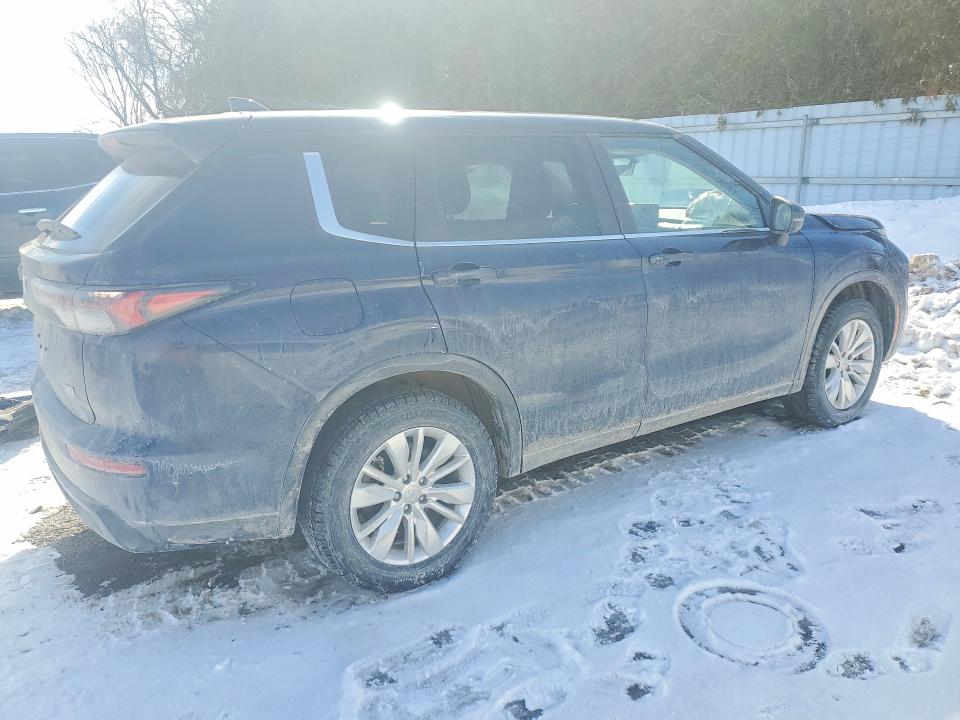 77092825 :رقم المزاد ، JA4J4UA82SZ623780 vin ، 2025 Mitsubishi Outlander مزاد بيع
