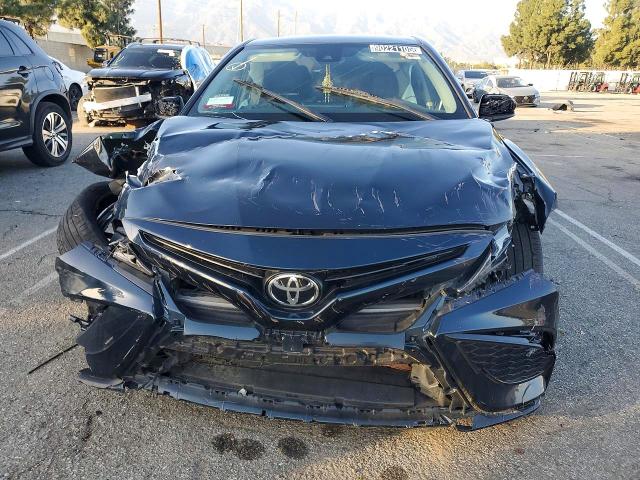 Auction sale of the 2021 Toyota Camry, vin: 4T1G11BK5MU026071, lot number: 90221105