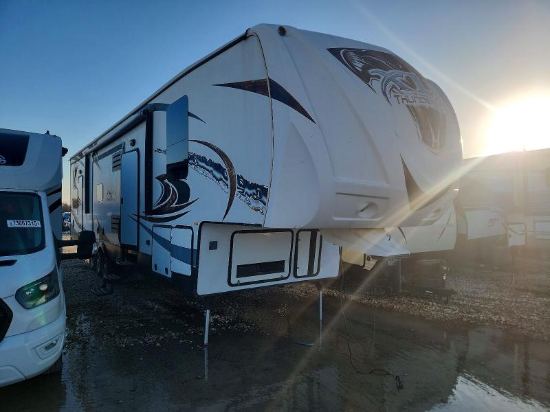75600355 :رقم المزاد ، 4X4FXL833EF157526 vin ، 2014 Forest River Xlr Toy Hauler مزاد بيع