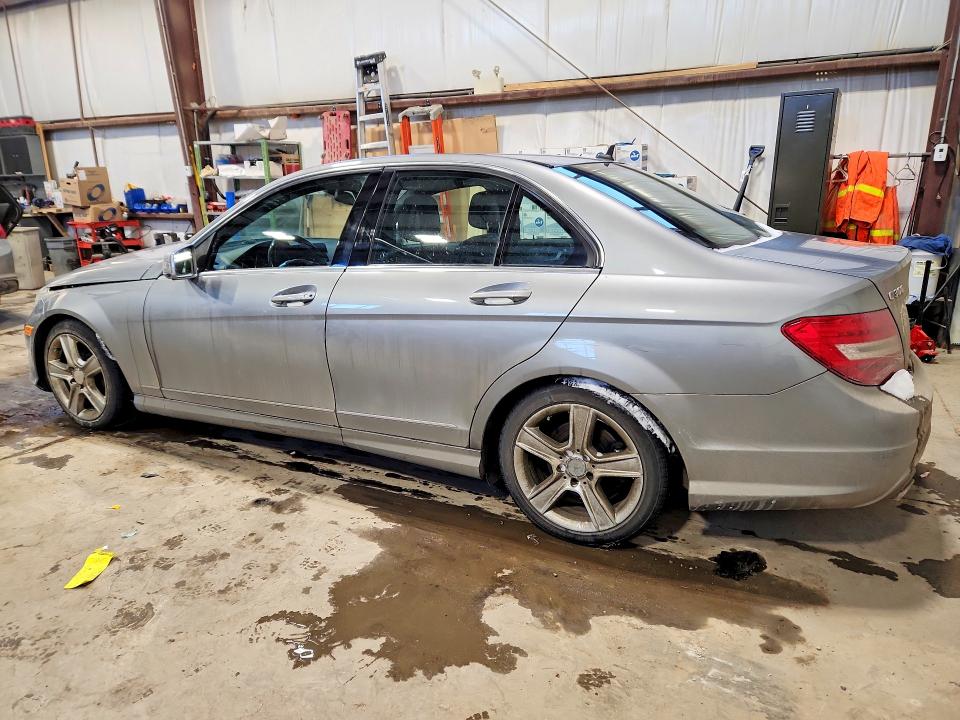 Продажа на аукционе авто 2013 Mercedes-benz C, vin: WDDGF8AB8DA872069, номер лота: 77707805