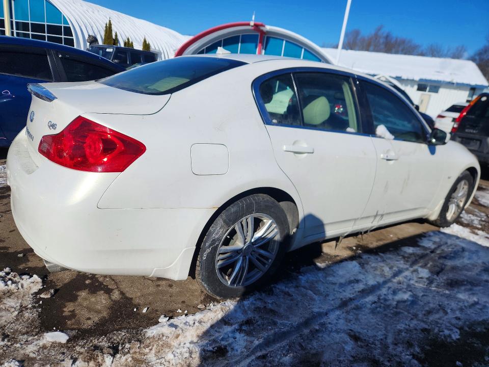 Продаж на аукціоні авто 2015 Infiniti Q40, vin: JN1CV6AR5FM650722, номер лоту: 75806015