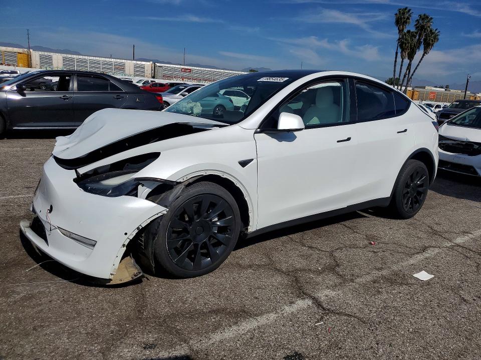 78854635 :رقم المزاد ، 7SAYGDEE2NF553559 vin ، 2022 Tesla Model Y مزاد بيع