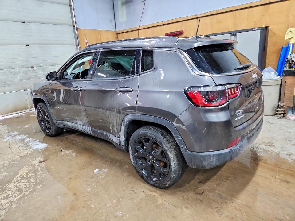 78590125 :رقم المزاد ، 3C4NJDCB7KT639182 vin ، 2019 Jeep Compass مزاد بيع