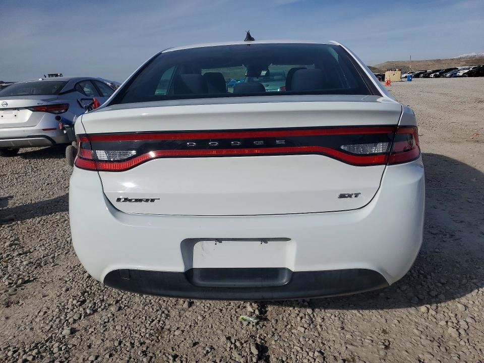 2015 Dodge Dart მანქანა იყიდება აუქციონზე, vin: 1C3CDFBB2FD212407, აუქციონის ნომერი: 78671435