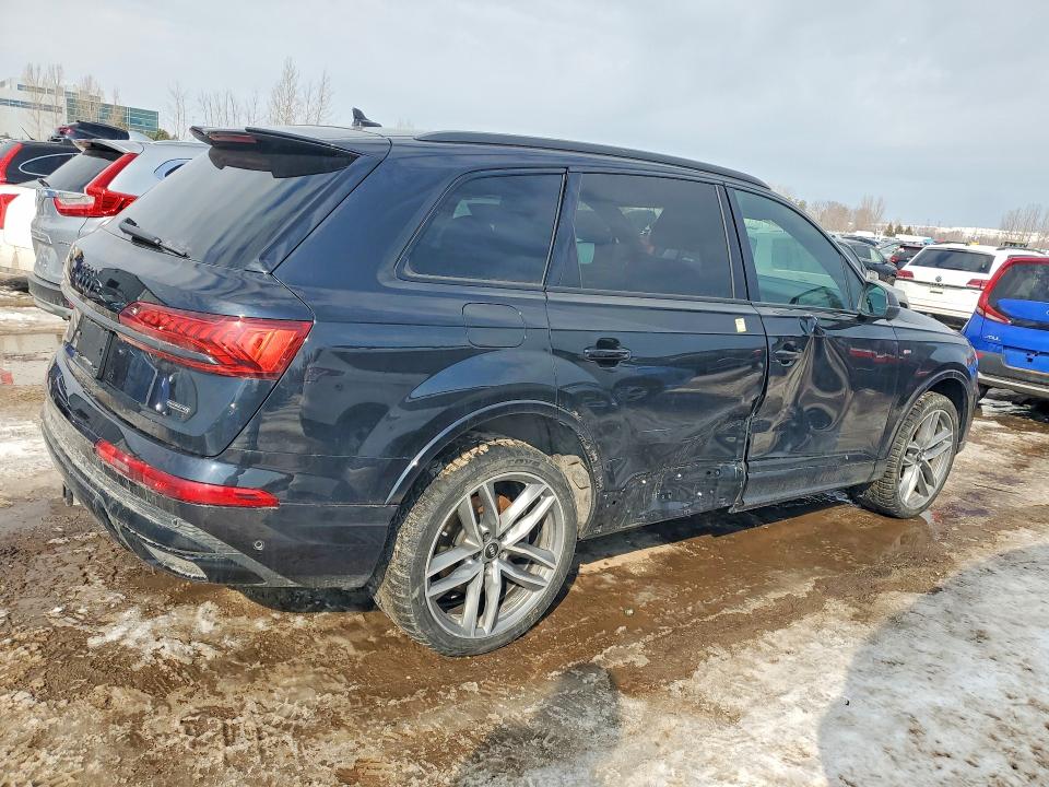 2021 Audi Q7 მანქანა იყიდება აუქციონზე, vin: WA1MXAF79MD039444, აუქციონის ნომერი: 76062285