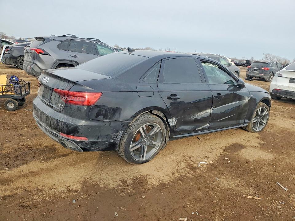 Продажа на аукционе авто 2017 Audi A4, vin: WAUENAF40HN016072, номер лота: 76580195