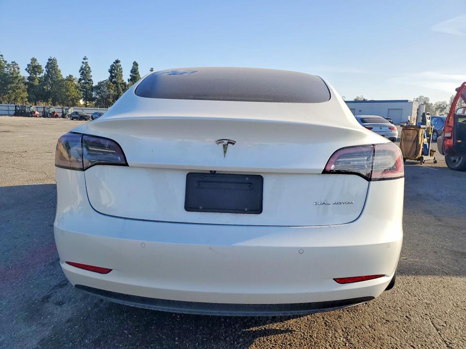 Продажа на аукционе авто 2021 Tesla Model 3, vin: 5YJ3E1EB6MF053484, номер лота: 74850515
